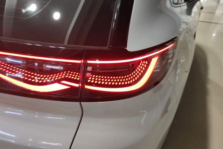 Used BYD Sealion 05 EV 2025 520 km Smart Cruise Version Right Rear Taillight