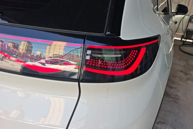 Used BYD Sealion 05 EV 2025 520 km Smart Cruise Version Right Rear Taillight
