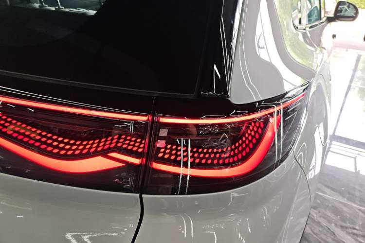 Used BYD Sealion 05 EV 2025 520 km Smart Cruise Version Right Rear Taillight