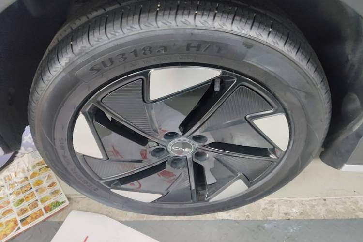 Used BYD Sealion 05 EV 2025 520 km Flagship SmartDrive Version Right Rear Wheel Hub