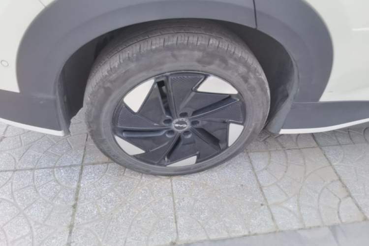 Used BYD Sealion 05 EV 2025 520 km Flagship SmartDrive Version Right Rear Wheel Hub