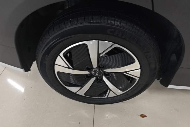 Used BYD Sealion 05 EV 2025 520 km Smart Cruise Version Right Rear Wheel Hub