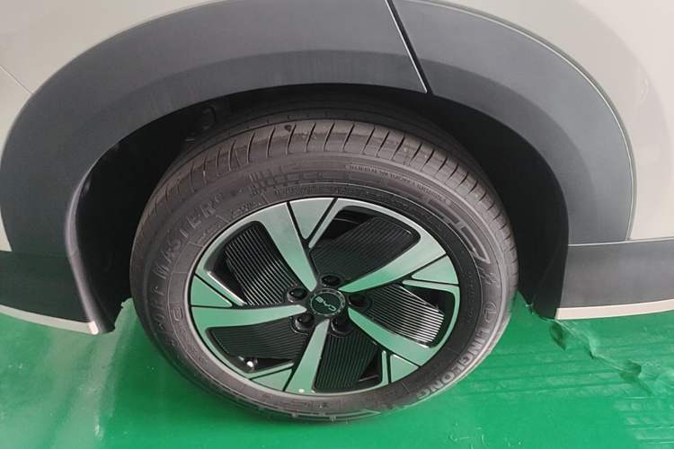 Used BYD Sealion 05 EV 2025 520 km Smart Cruise Version Right Rear Wheel Hub