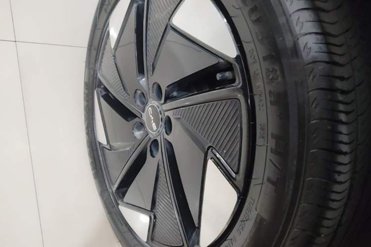 Used BYD Sealion 05 EV 2025 520 km Flagship SmartDrive Version Right Rear Wheel Hub