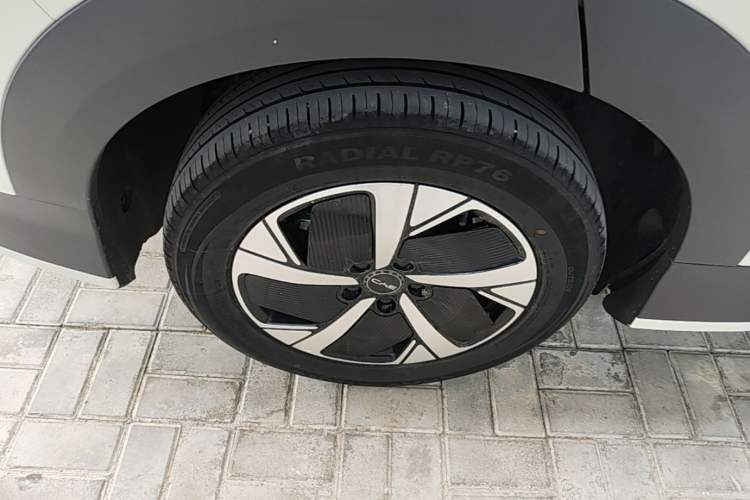 Used BYD Sealion 05 EV 2025 520 km Smart Cruise Version Right Rear Wheel Hub