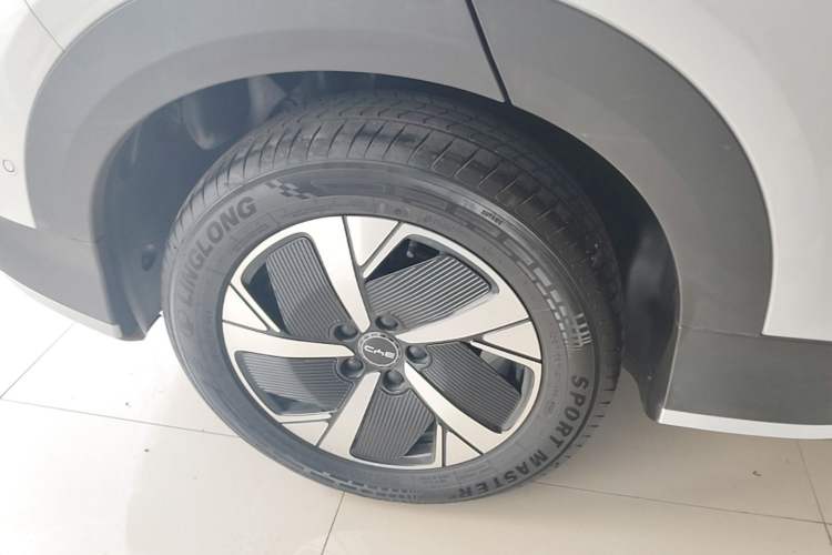Used BYD Sealion 05 EV 2025 520 km Smart Cruise Version Right Rear Wheel Hub