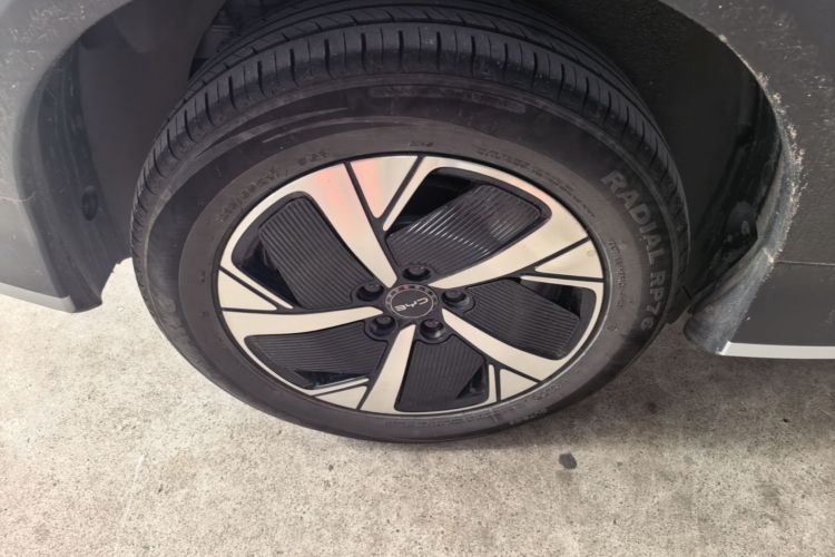 Used BYD Sealion 05 EV 2025 520 km Smart Cruise Version Right Rear Wheel Hub