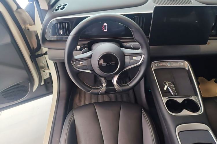 Used BYD Sealion 05 EV 2025 520 km Smart Cruise Version Steering Wheel