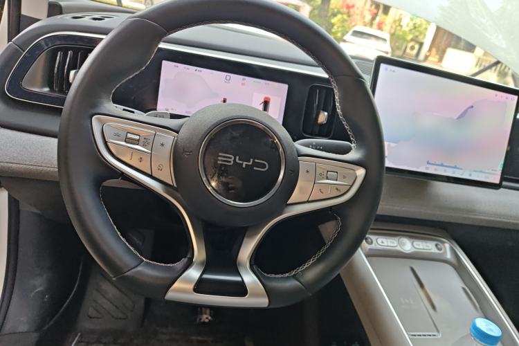 Used BYD Sealion 05 EV 2025 520 km Smart Cruise Version Steering Wheel