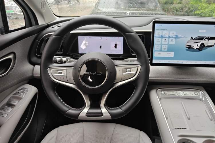 Used BYD Sealion 05 EV 2025 520 km Smart Cruise Version Steering Wheel