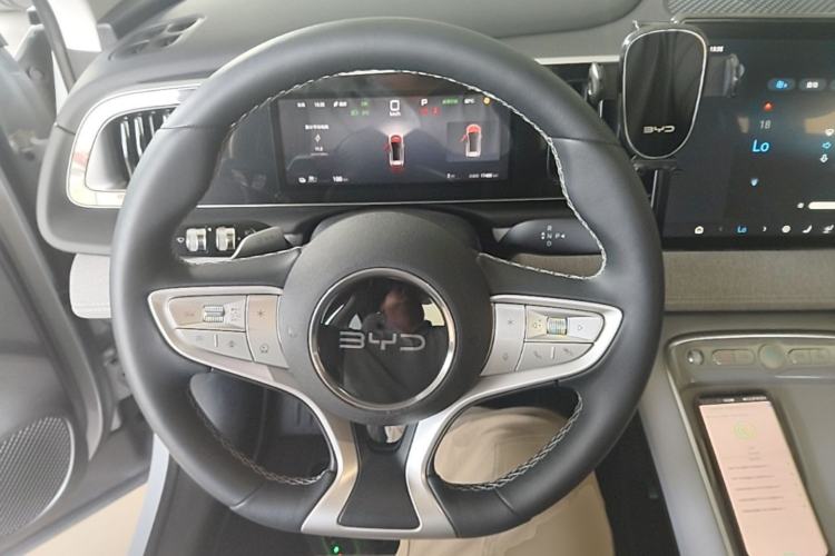 Used BYD Sealion 05 EV 2025 520 km Smart Cruise Version Steering Wheel