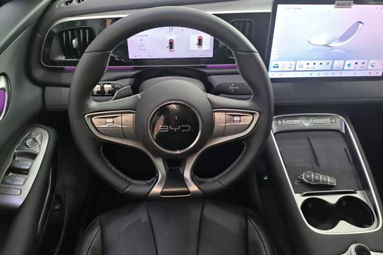 Used BYD Sealion 05 EV 2025 520 km Flagship SmartDrive Version Steering Wheel