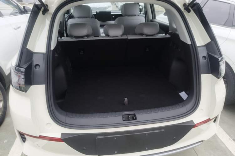 Used BYD Sealion 05 EV 2025 520 km Smart Cruise Version Trunk