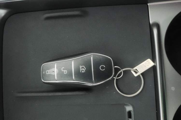 Used BYD Sealion 05 EV 2025 520 km Smart Cruise Version Vehicle Key
