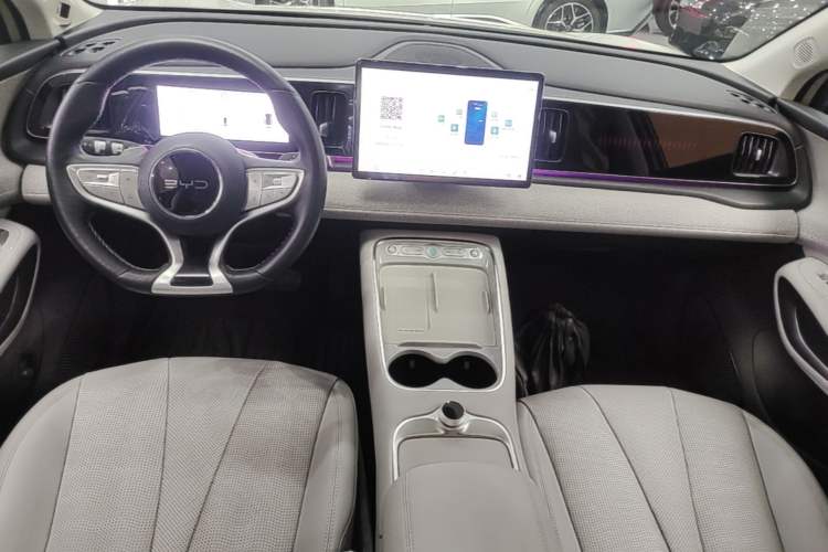 Used BYD Sealion 05 EV 2025 520 km Flagship SmartDrive Version Center Console