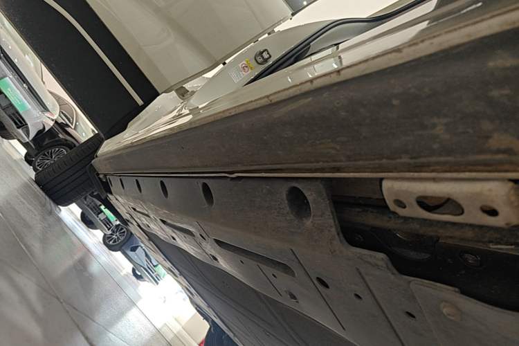Used BYD Sealion 05 EV 2025 520 km Smart Cruise Version Right Side Sill