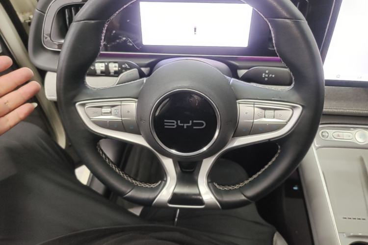 Used BYD Sealion 05 EV 2025 520 km Flagship SmartDrive Version Steering Wheel