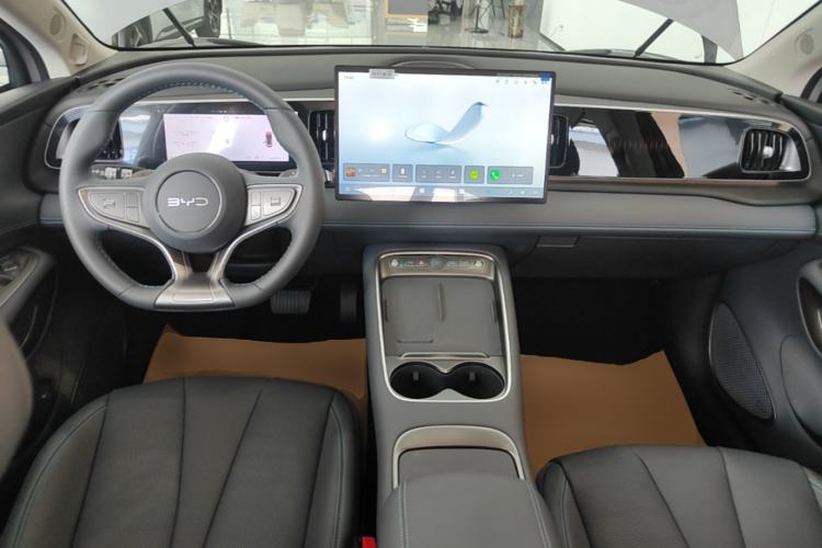 Used BYD Sealion 05 EV 2026 Model 540 Smart Navigation Edition Center Console