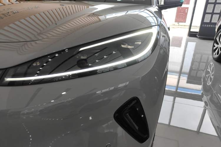 Used BYD Sealion 05 EV 2026 Model 540 Smart Navigation Edition Left Front Headlight