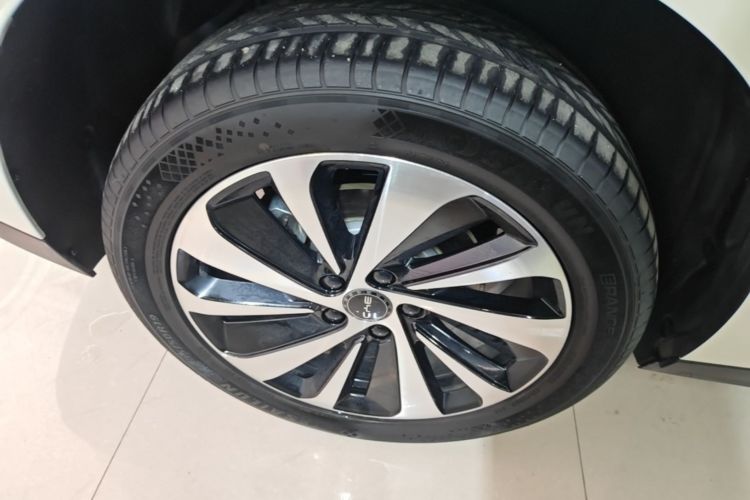 Used BYD Sealion 06 New Energy 2025 Model EV 520 Navigation Edition Right Rear Wheel Hub
