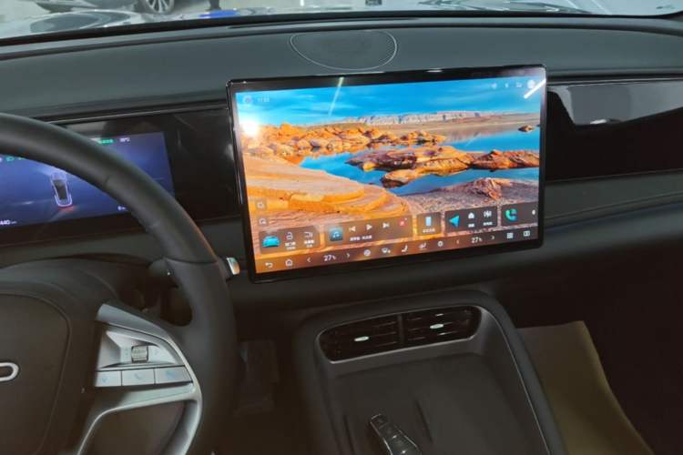 Used BYD Sealion 06 New Energy 2025 Model EV 605 Navigation Pro Edition Audio And AC Panel