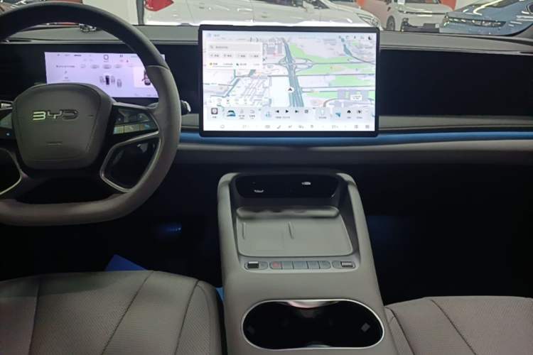 Used BYD Sealion 06 New Energy 2025 Model EV 605 Navigation Pro Edition Audio And AC Panel