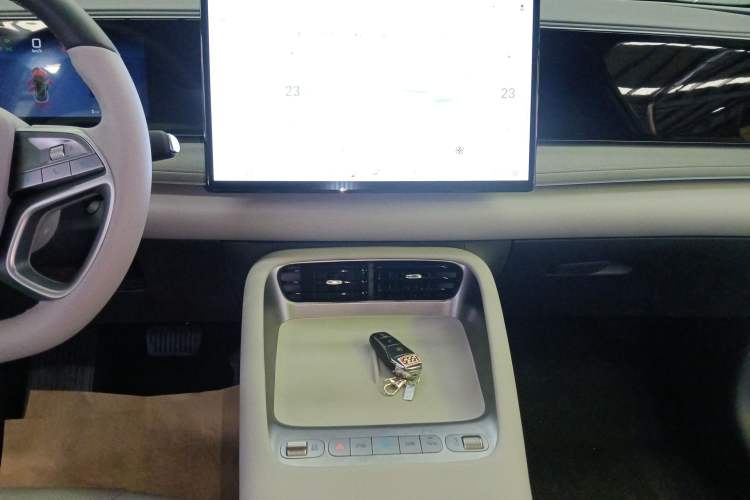 Used BYD Sealion 06 New Energy 2025 Model EV 520 Navigation Edition Audio And AC Panel