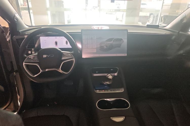 Used BYD Sealion 06 New Energy 2025 DM-i High-Trim Model Center Console