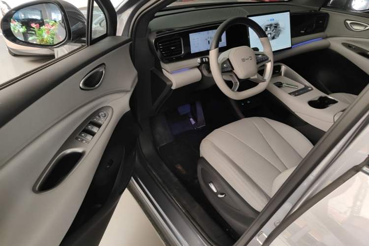 Used BYD Sealion 06 New Energy 2025 Model DM-i 170 Navigation Pro Edition Driver Seat