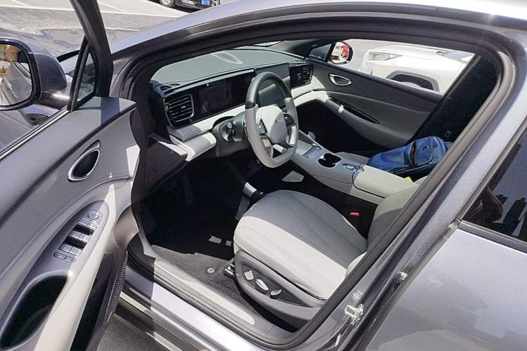 Used BYD Sealion 06 New Energy 2025 Model DM-i 170 Navigation Plus Edition Driver Seat