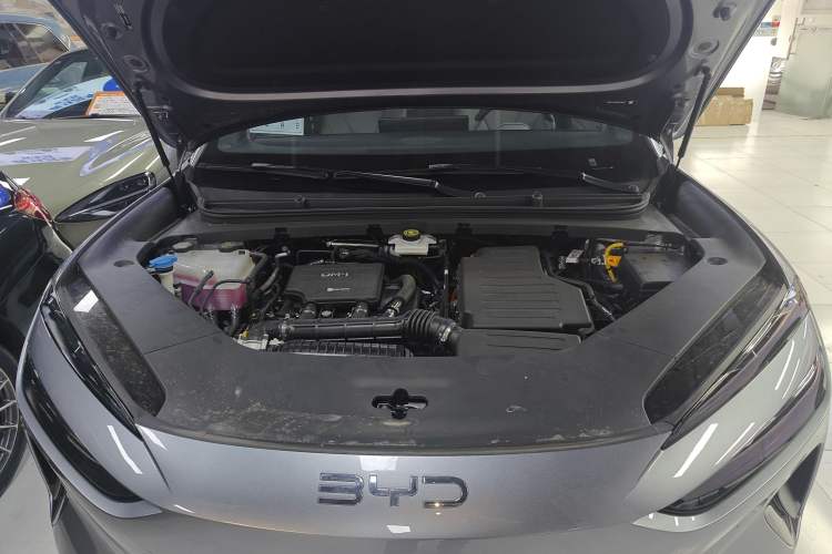 Used BYD Sealion 06 New Energy 2025 DM-i High-Trim Model Engine Bay