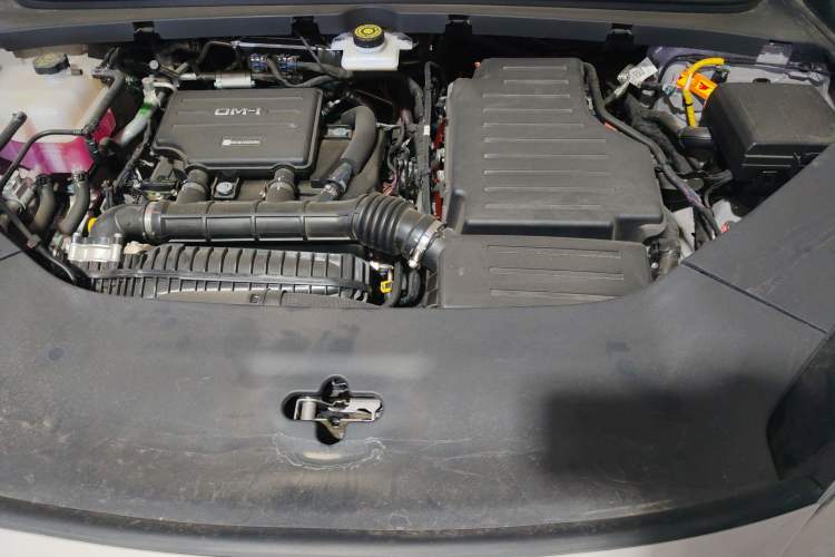Used BYD Sealion 06 New Energy 2025 Model DM-i 170 Navigation Plus Edition Engine Bay
