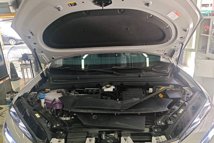 Used BYD Sealion 06 New Energy 2025 Model DM-i 170 Navigation Pro Edition Engine Bay