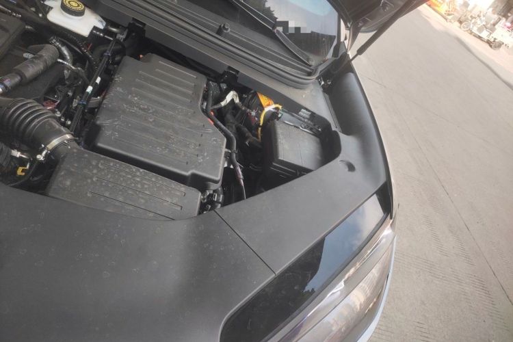 Used BYD Sealion 06 New Energy 2025 Model DM-i 170 Navigation Pro Edition Engine Bay Left
