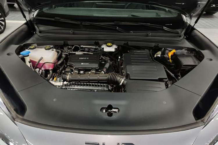 Used BYD Sealion 06 New Energy 2025 Model DM-i 170 Navigation Plus Edition Engine Bay