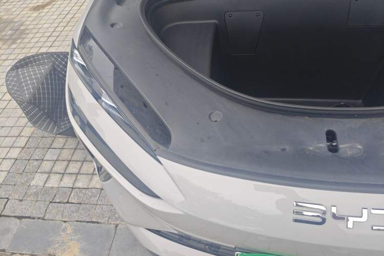 Used BYD Sealion 06 New Energy 2025 Model EV 605 Navigation Pro Edition Engine Bay Right