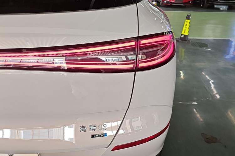 Used BYD Sealion 06 New Energy 2025 Model DM-i 170 Navigation Pro Edition Exterior 3