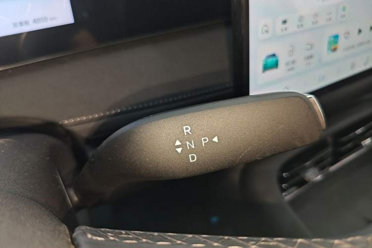 Used BYD Sealion 06 New Energy 2025 Model DM-i 170 Navigation Plus Edition Gear Lever