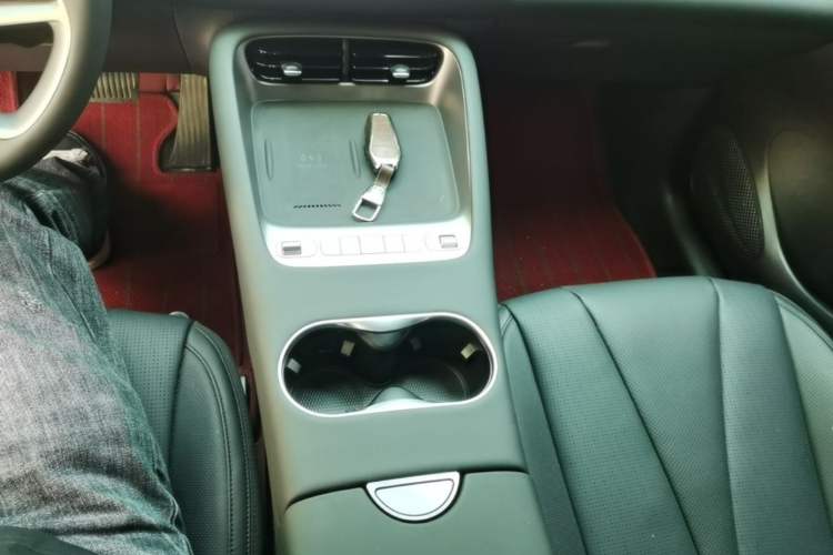 Used BYD Sealion 06 New Energy 2025 Model EV 605 Navigation Pro Edition Gear Lever