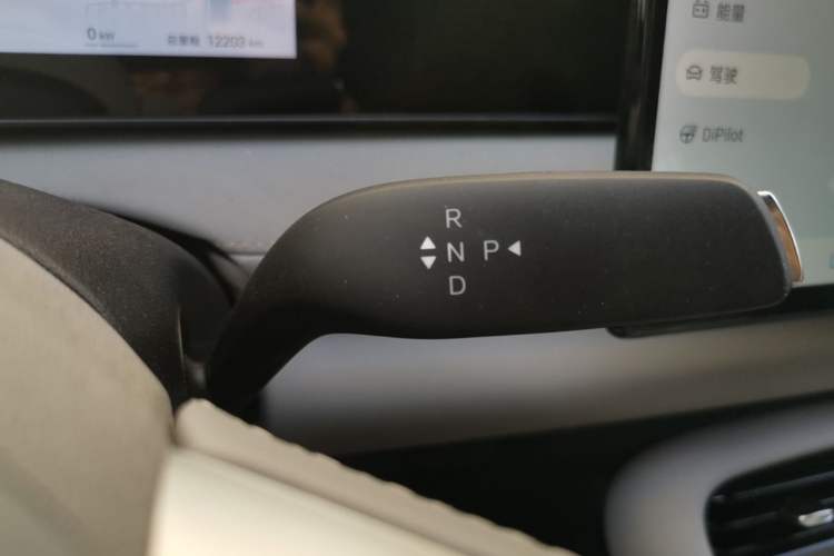 Used BYD Sealion 06 New Energy 2025 Model DM-i 170 Navigation Pro Edition Gear Lever