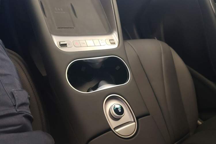 Used BYD Sealion 06 New Energy 2025 Model DM-i 170 Navigation Plus Edition Gear Lever