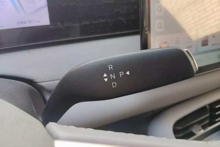 Used BYD Sealion 06 New Energy 2025 Model EV 605 Navigation Pro Edition Gear Lever