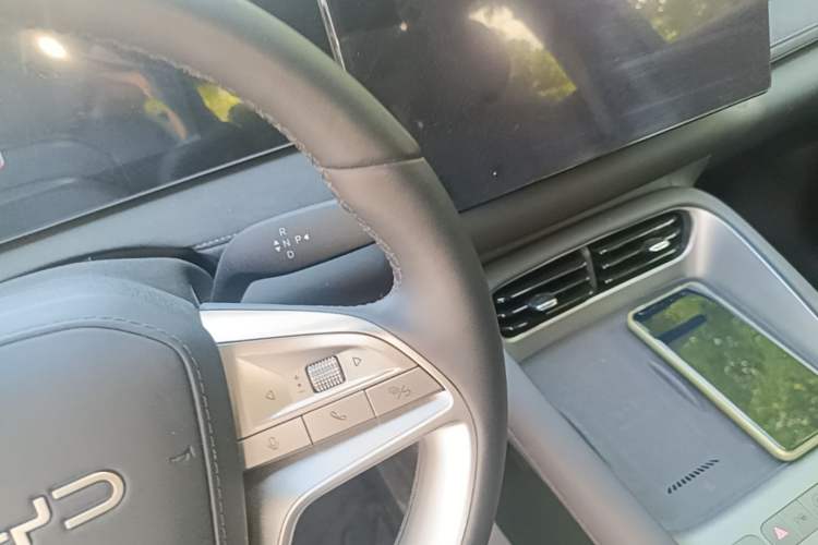 Used BYD Sealion 06 New Energy 2025 Model DM-i 170 Navigation Plus Edition Gear Lever