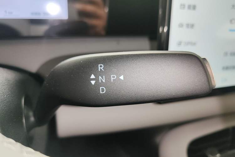 Used BYD Sealion 06 New Energy 2025 Model EV 605 Navigation Pro Edition Gear Lever