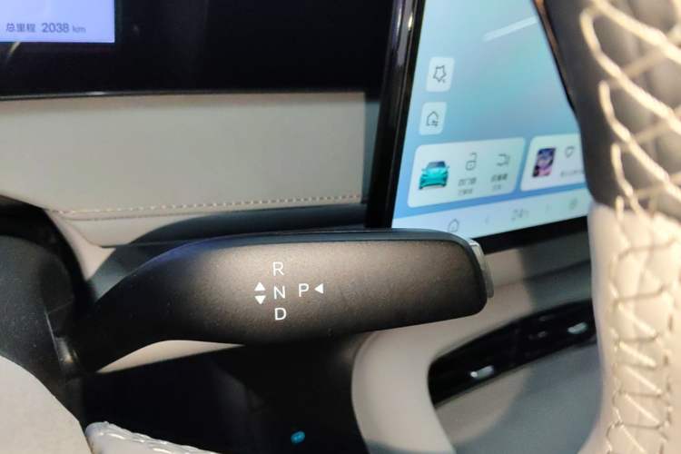 Used BYD Sealion 06 New Energy 2025 Model EV 605 Navigation Pro Edition Gear Lever