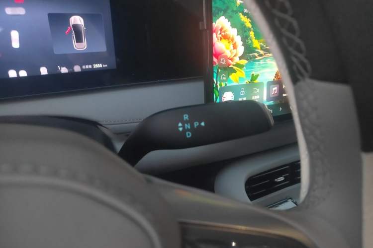 Used BYD Sealion 06 New Energy 2025 Model DM-i 170 Navigation Pro Edition Gear Lever