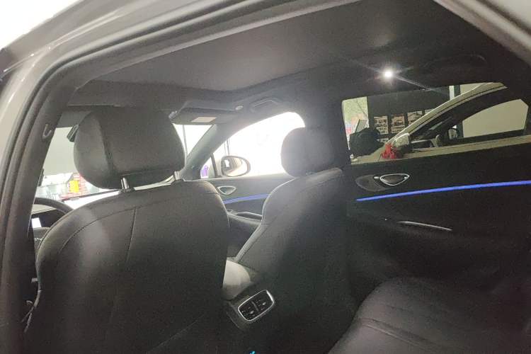 Used BYD Sealion 06 New Energy 2025 Model DM-i 170 Navigation Plus Edition Headliner