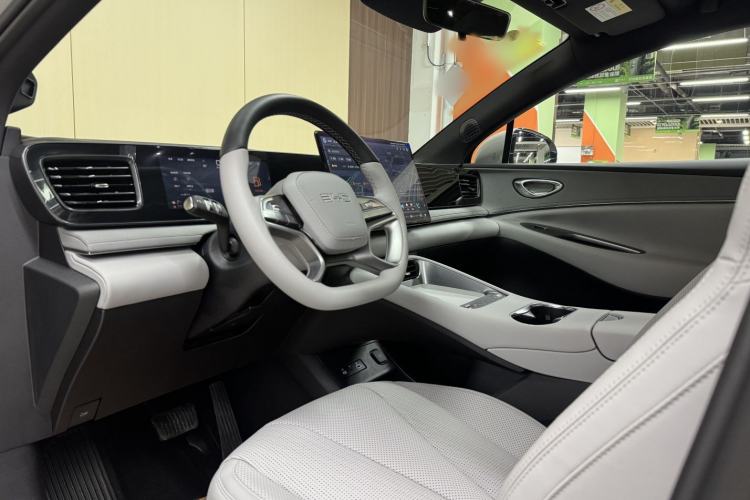Used BYD Sealion 06 New Energy 2025 Model DM-i 170 Navigation Pro Edition Interior 1
