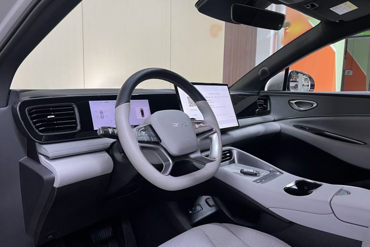 Used BYD Sealion 06 New Energy 2025 Model EV 520 Navigation Edition Interior 1