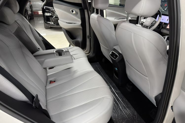 Used BYD Sealion 06 New Energy 2025 DM-i High-Trim Model Interior 2